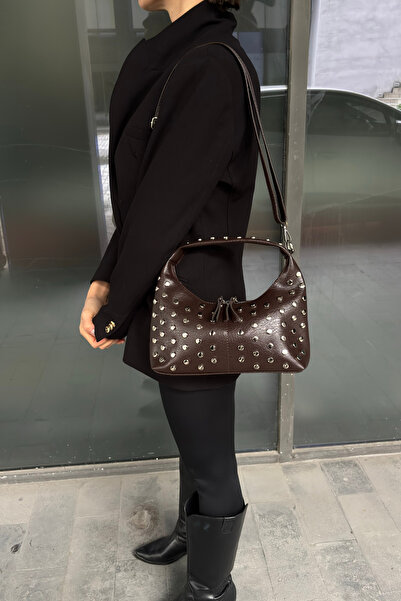 YAKOBAG Γυναικεία τσάντα ώμου με καρφιά Raven