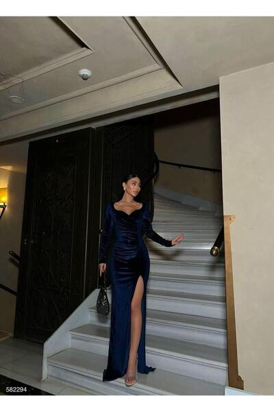 Modafeminen Βελούδινο φόρεμα με λεπτομέρεια σκίσιμο και μακριά μανίκια 582294...