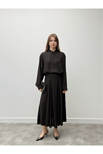 Lady Pixie Double Suit with Collar Detail