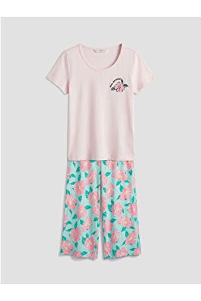 LC Waikiki Γυναικείο Σετ Πιτζάμες Κάπρι με λαιμόκοψη Floral