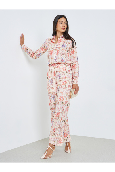 Styli طقم قميص وبنطال بيج بنقشة زهور