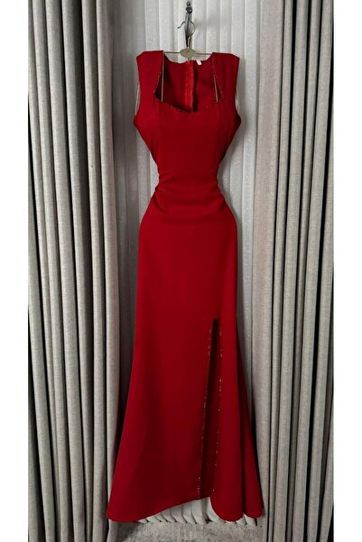 Special-DIARA Classic red evening dress with a crystal touch