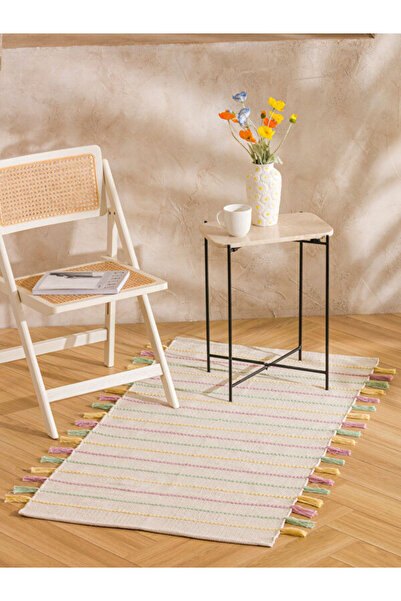 LC Waikiki UZG STORE'dan Stil Sahiplerine Püsküllü Halı 70x140 cm