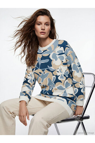 LC Waikiki Rmz Gi̇yi̇m Farkiyla Zero Roba Collar Embroidered Women's Sweatshi...