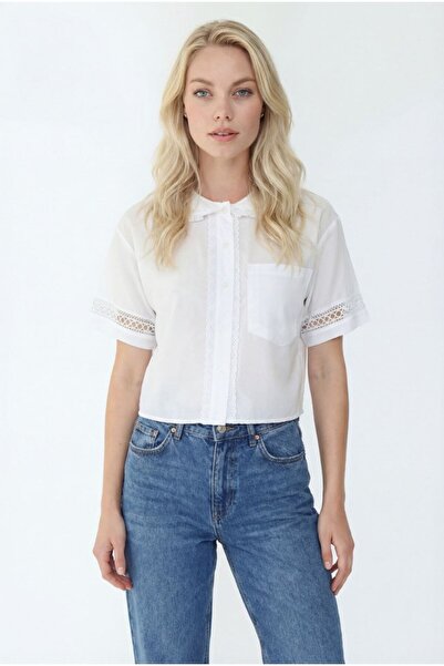 LE CARAMBOLE Women's White Lace Detailed Short Sleeve Shirt