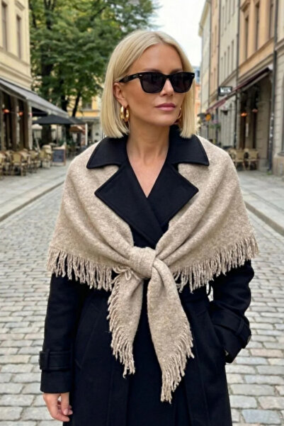 MioArt Triangle Inner-Interlocking Knitwear Shoulder Shawl