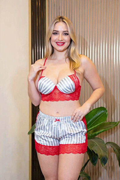 Kaptins Kadın desenli şortlu takım