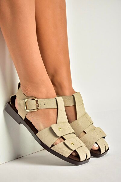Fox Shoes Y458102502 Beige Suede Women's Sandals with Large Buckle Detail