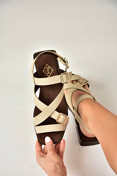 Fox Shoes Y458702602 Beige Suede Buckle Detailed Women's Sandals