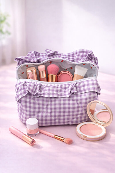 Generic FABRICWORKS Mini Quilted Bag with Ruffle