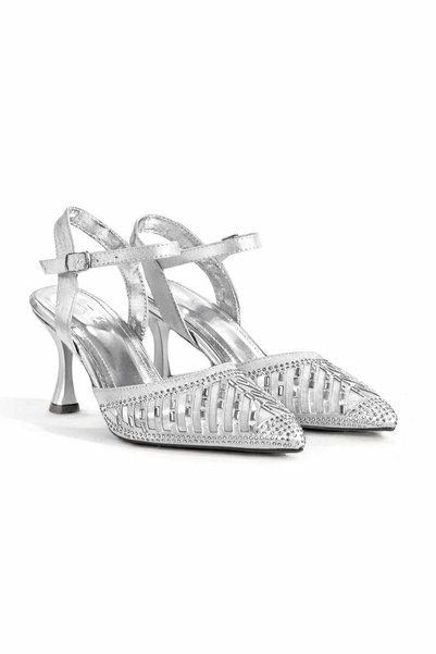 BİR-SEN SHOES حذاء سهرة مفتوح من الخلف مرصع بالأحجار من هيري، بارتفاع 7.5 سم