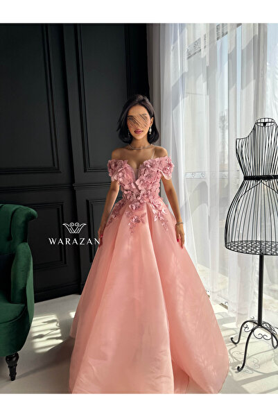 Warazan فستان سهرة طويل وناعم أنيق بورد من الصدر