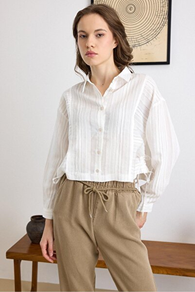 Olcay Yandan Büzgülü Kendinden Çizgili Crop Gömlek EKRU 9410