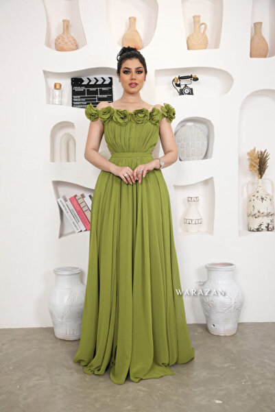 Warazan Royal double chiffon dress with roses