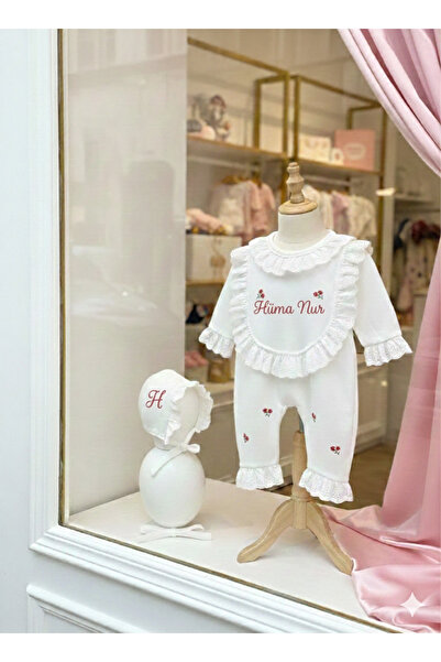 Kişiye Özel Kırmızı İsim Nakışlı Bebek Hastane Çıkışı %100 Pamuklu Fırfırlı Lüks Bebek Takımı