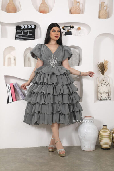 Warazan Midi evening dress with layered and pleated accessories