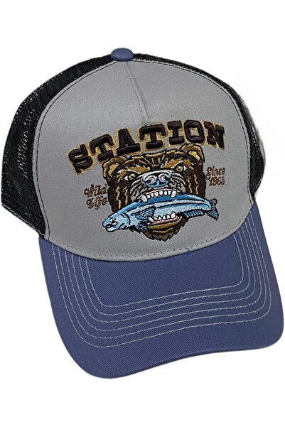 golden pineapple Trucker Hat