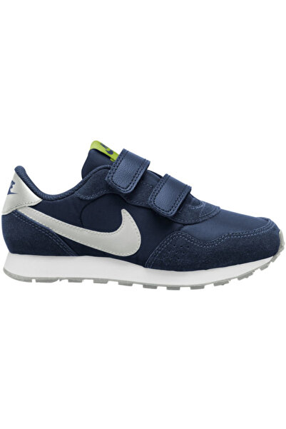 Nike Pantofi Sport Md Valiant Jr Marimea: 31.5