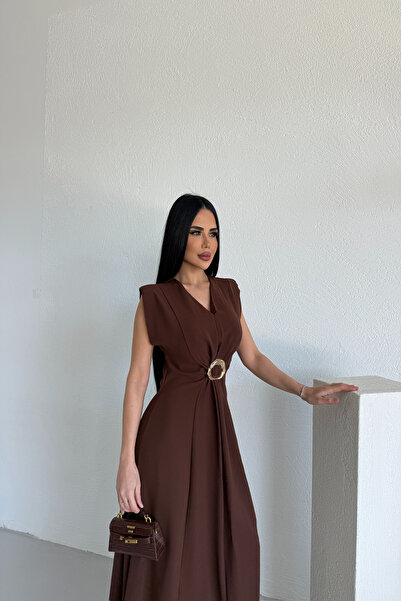 LİLA İSTANBUL ΕΠΟΧΙΑΚΟ ΦΟΡΕΜΑ ΜΕ ΛΑΙΜΟΚΟΨΗ ΣΕ ΣΧΗΜΑ V ΚΑΙ βάτα ΚΟΥΜΠΩΤΑ ΚΛΙΠΣ