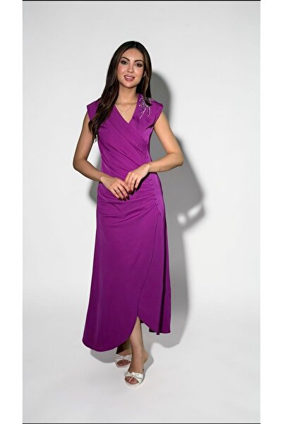 gmax Women's dress with embroidery and pleats