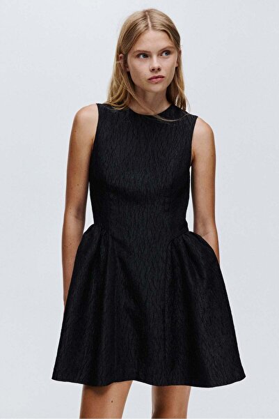 H&M Jacquard-weave dress