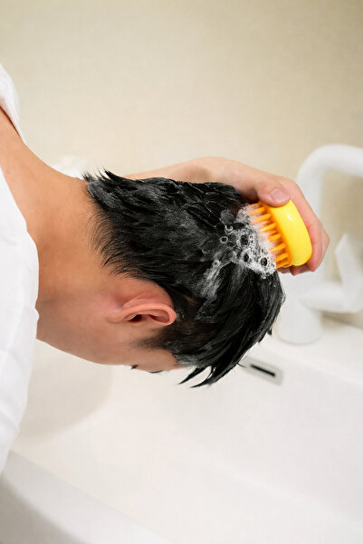 Ervinay Vacuum Shower Hanging Scalp Massage Brush – Shampoo Brush with Silico...