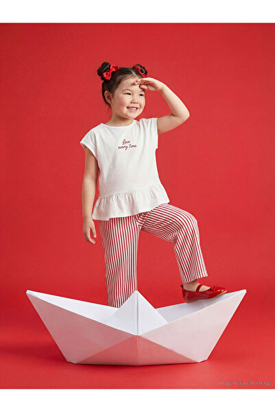 LC Waikiki Esse Collection Ecru Crew Neck Girls' Blouse and Pants