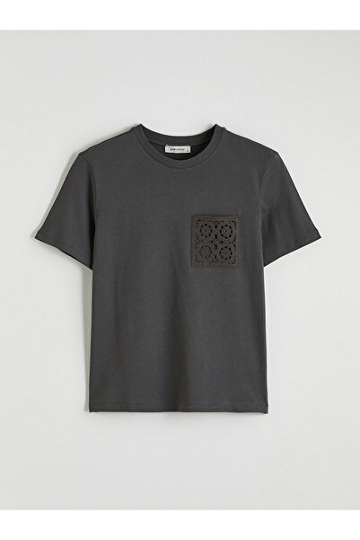 LC Waikiki Γυναικείο T-Shirt Anthracite Crew Neck Με κέντημα