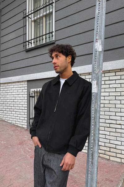 Flaw Wear Zippered Stamp Jacket