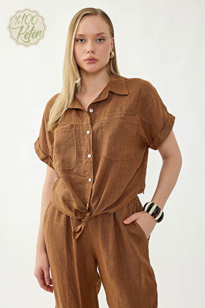 Vitrin قميص بأكمام قصيرة مصنوع من الكتان بنسبة 100% مع جيوب وربطة أمامية