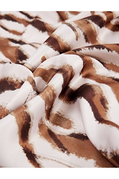 Koton Women's Multicolor Patterned Square Shawl