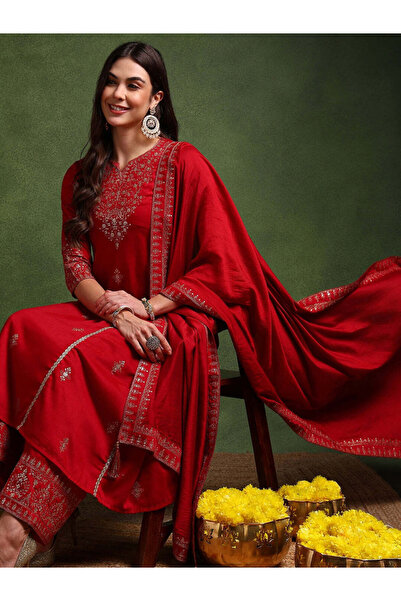 ZERE Red Silk Blend Solid Embroidered A-Line Kurta Palazzo With Dupatta