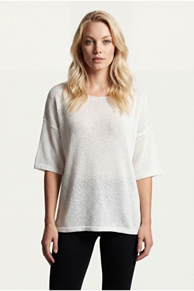 LE CARAMBOLE Women's White Knitwear Blouse with Embroidered Back