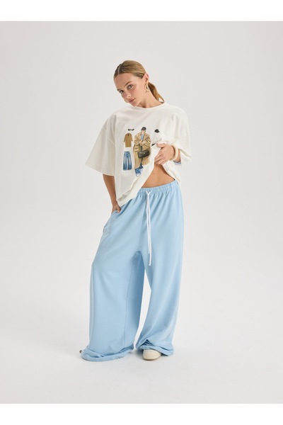 MAI STUDIOS CO. طقم بدلة رياضية تي شيرت أزرق من أرلس