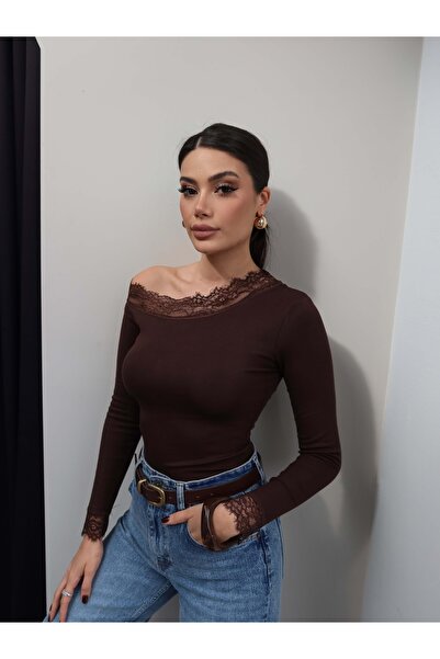 ESRAHELVACI One-Shoulder Open Blouse Lace Pack