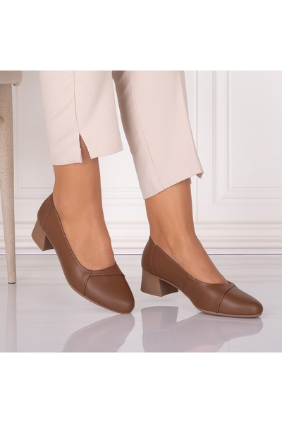 Signo Women's shoes with heels Camel made of leather Rimela, 41