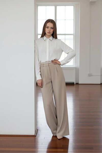 PERA MODA Basic Stylish Shirt with Stones on the Collar That Don'T Show through