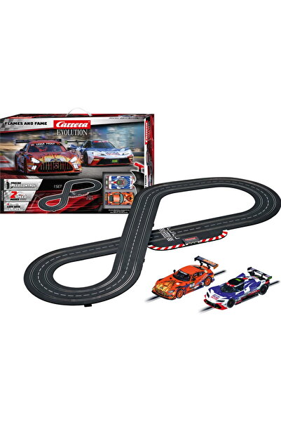 Carrera EVOLUTION Flăcări și Famă, pistă de curse