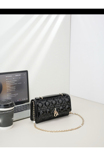 GENERAL Small handbag and shoulder bag – stylish chain strap