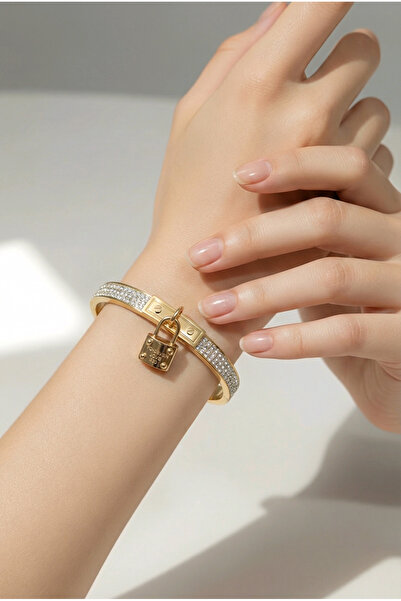 chd-store Lock Detailed Bracelet, Eye-Catching, Stainless Steel