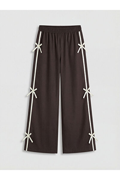 LC Waikiki I تفاصيل فيونكة بنطلونات للفتيات قماش بوبلين من متجر فريزن ستور