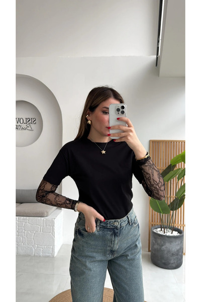 manana fashion Black Sleeve Lace T-Shirt