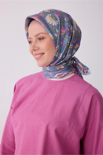 Belli Mavi Çok Renkli Etnik Desen %100 Twill İpek Eşarp 4314-32