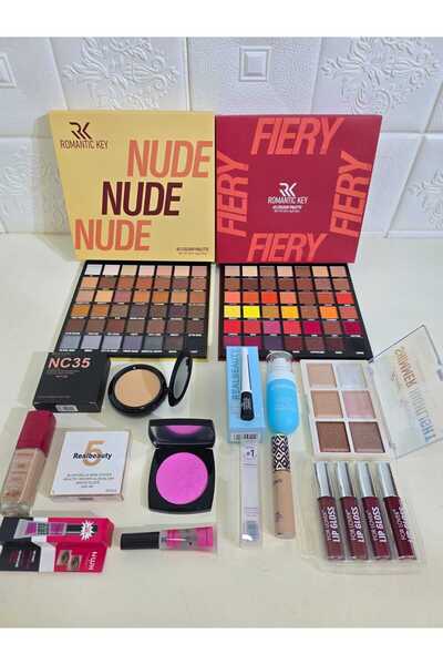 ROMANTIC KEY A distinctive makeup collection