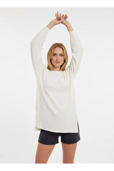 Park Karon Women's Crew Neck Sweater with Slit Premium Yarns on the Sides, Ca...