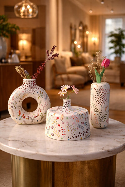 NK El Yapımı Ajur Dekorlu Çiçek Desenli Üçlü Vazo Seti