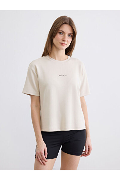 LC Waikiki RMZ GİYİM FARKIYA تي شيرت نسائي مطبوع بياقة روبا