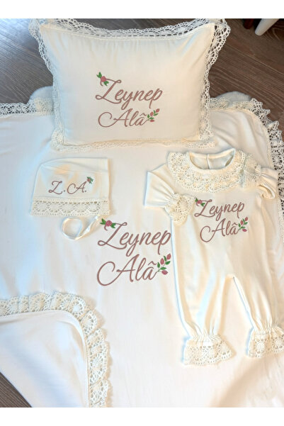 Mini Ropa Dantelli İsimli 4'lü Yenidoğan Seti