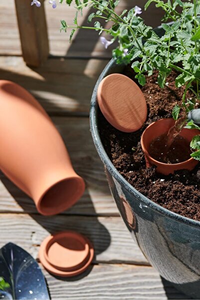 Tchibo 2 Pieces Clay Auxiliary Sprinkler, Brown