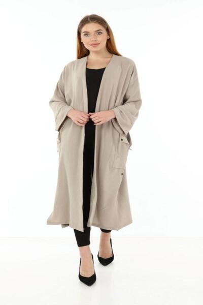 Cockatoo Women's Double Pocketed Kimono Kaftan with Snap Detail